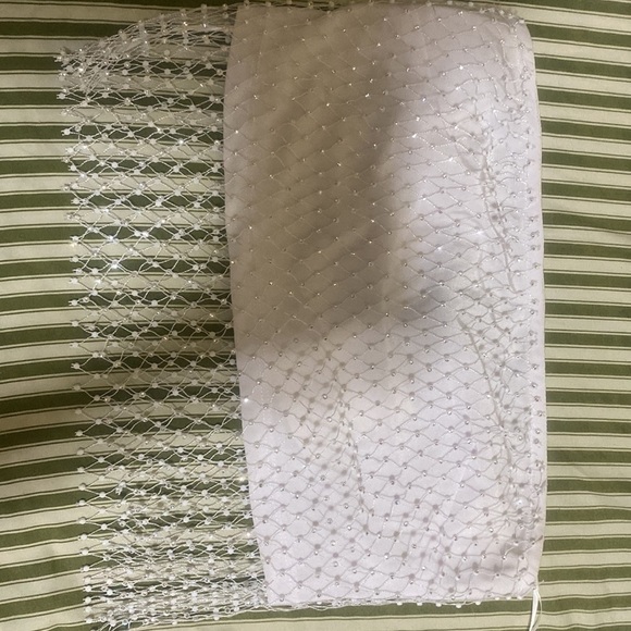 Two piece white diamond crop top and long skirt - Picture 4 of 4